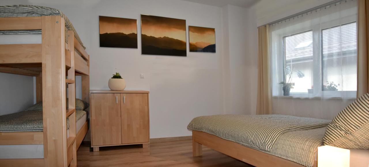 Elemir Apartamento Bešeňová Exterior foto