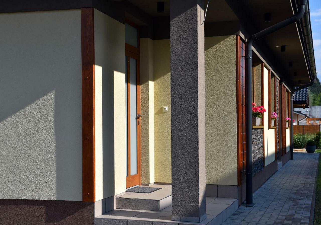 Elemir Apartamento Bešeňová Exterior foto